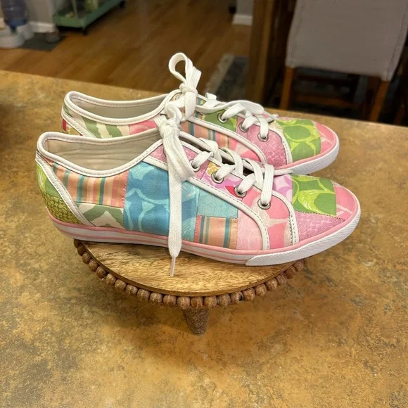 COACH Dawnell Patchwork Signature Sneakers - Picture 5 of 8